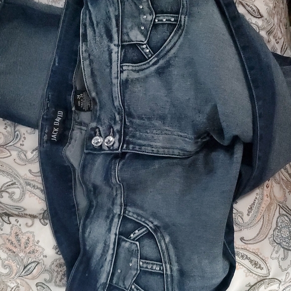 Jeans - Picture 2 of 3